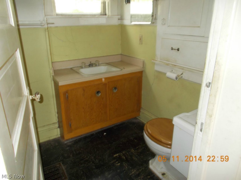 1484 Hampton Road Akron, OH 44305 - Photo 11 of 15