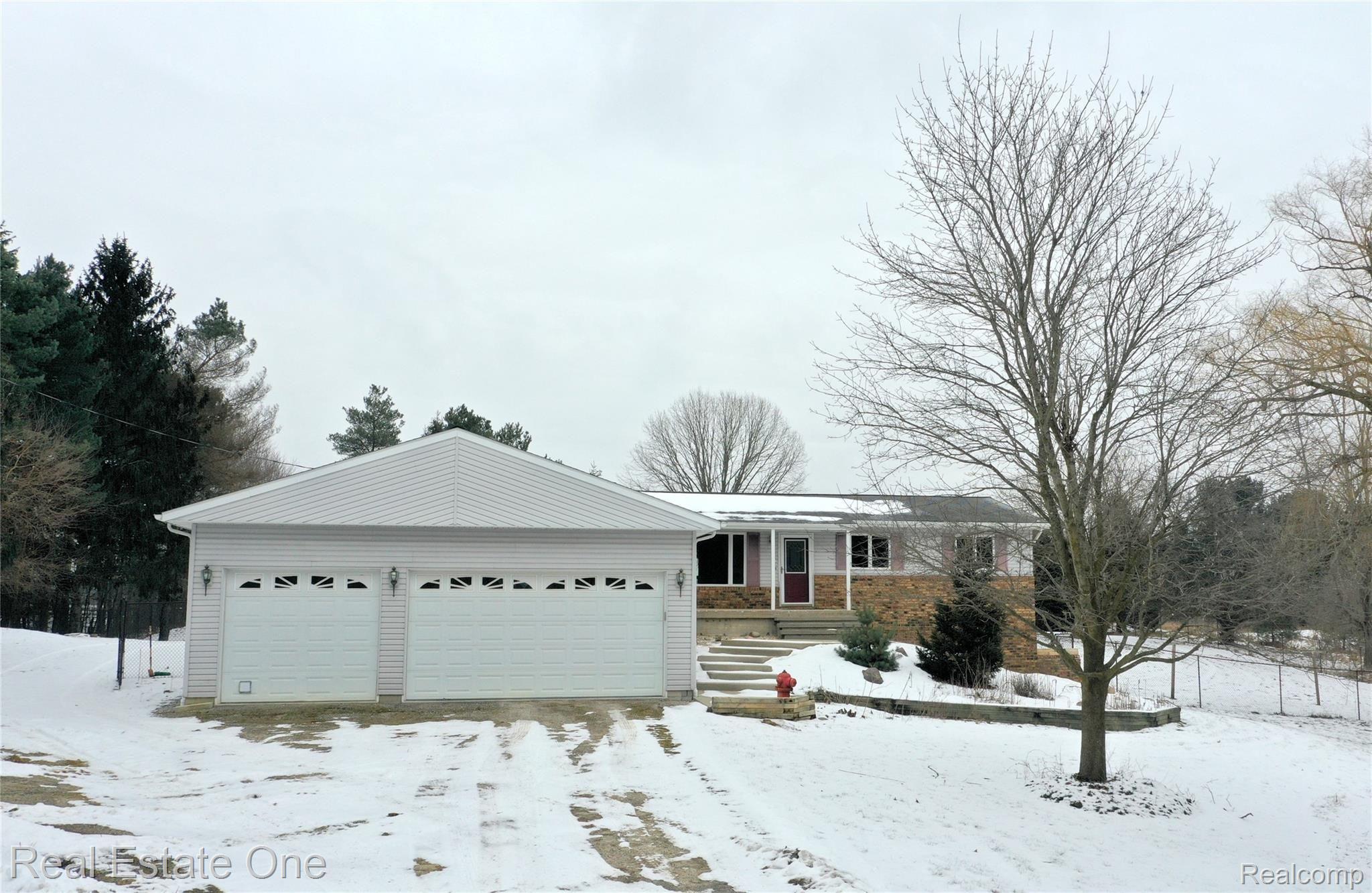 12463 Green Road Goodrich, MI 48438 - Photo 1 of 50 1.jpeg