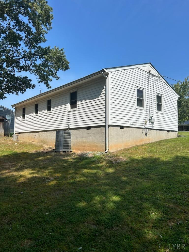 237 Hunter Road Brookneal, VA 24528 - Photo 18 of 22 Gallery Image 18