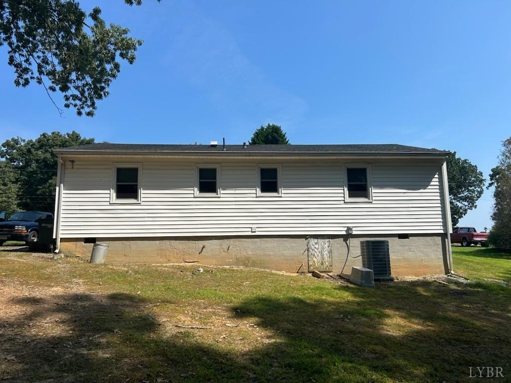 237 Hunter Road Brookneal, VA 24528 - Photo 19 of 22 Gallery Image 19