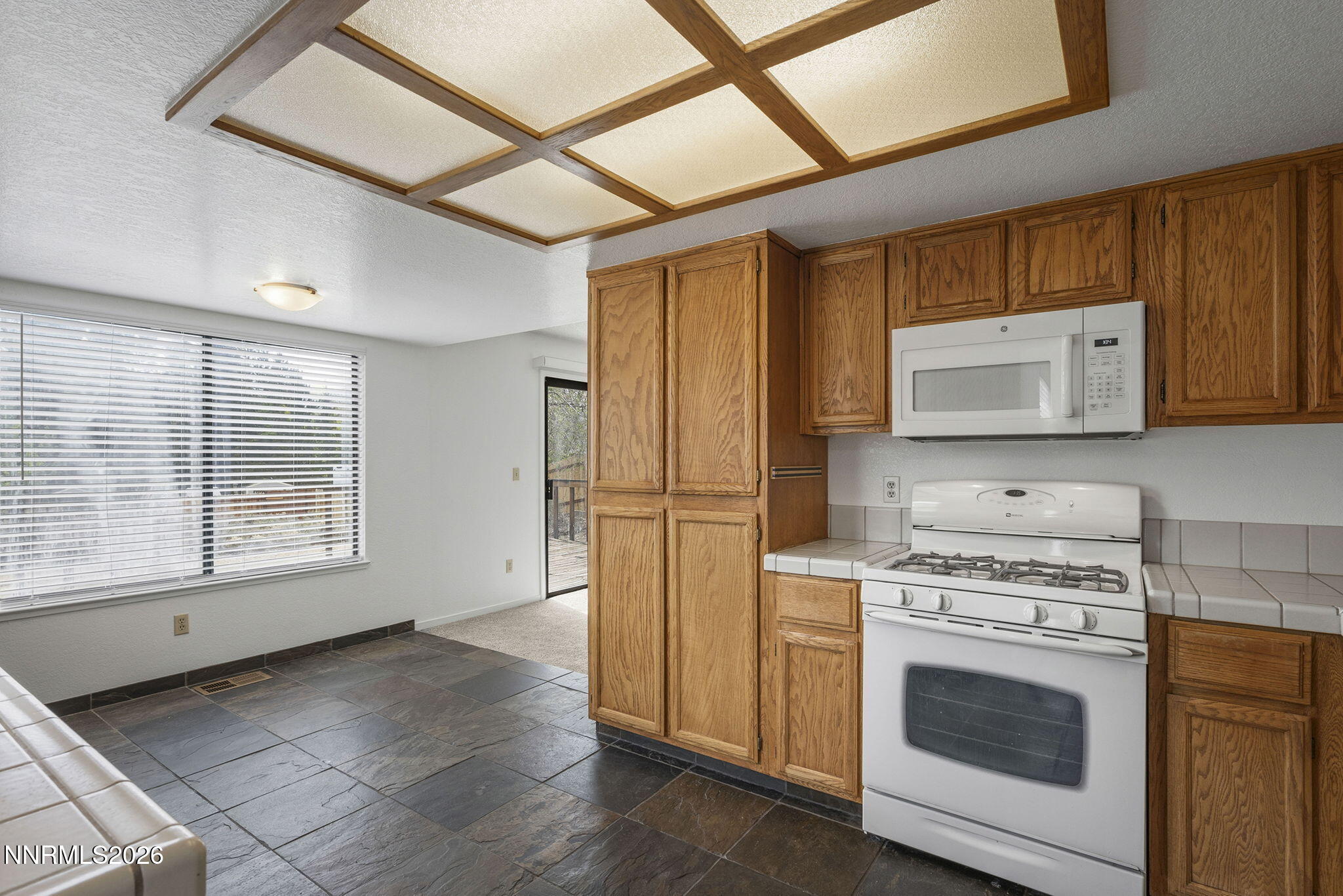 5560 East Rainbow Ridge Court Reno, NV 89523 - Photo 16 of 40 15-web-or-mls-_DSC0148
