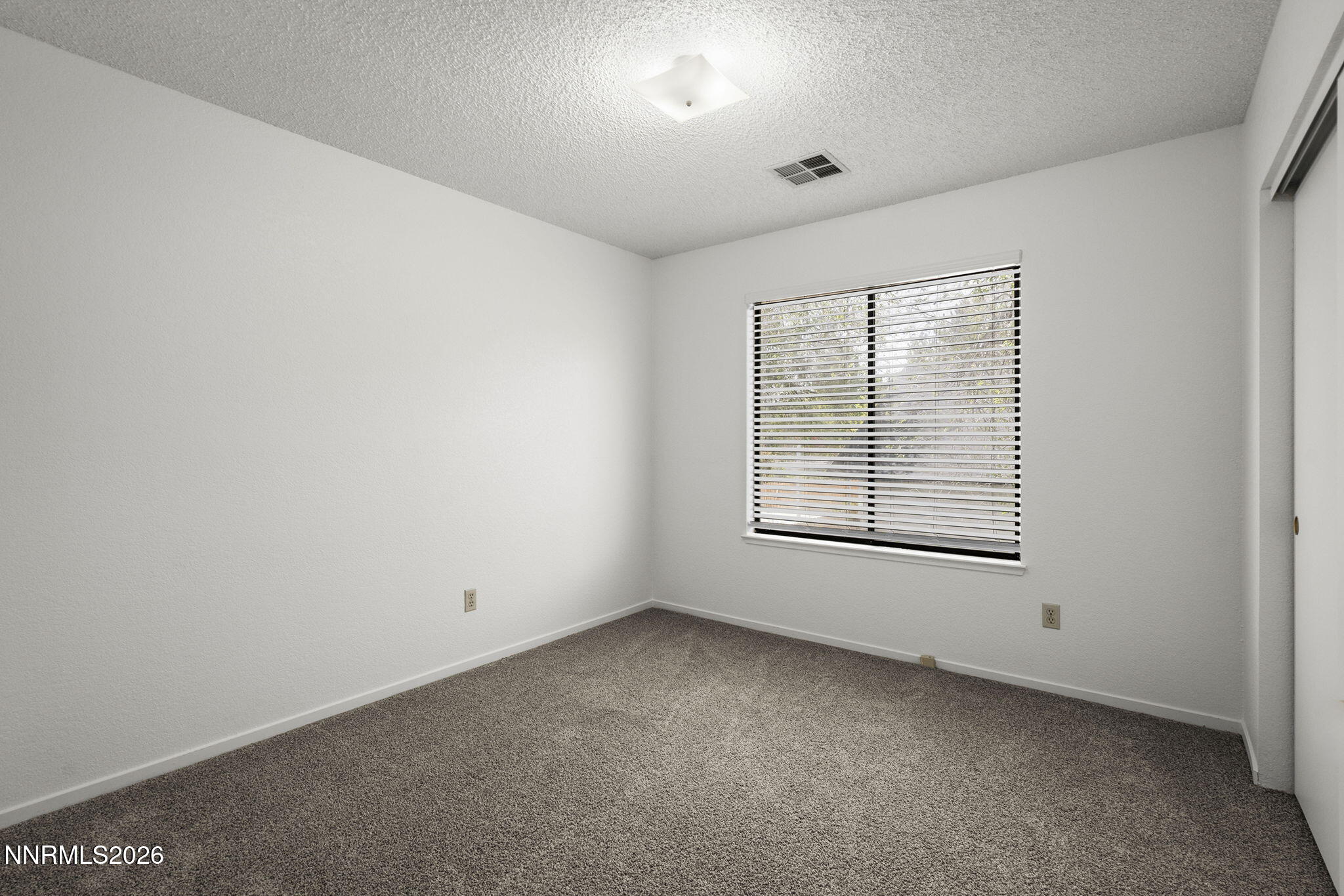5560 East Rainbow Ridge Court Reno, NV 89523 - Photo 26 of 40 27-web-or-mls-_DSC0061