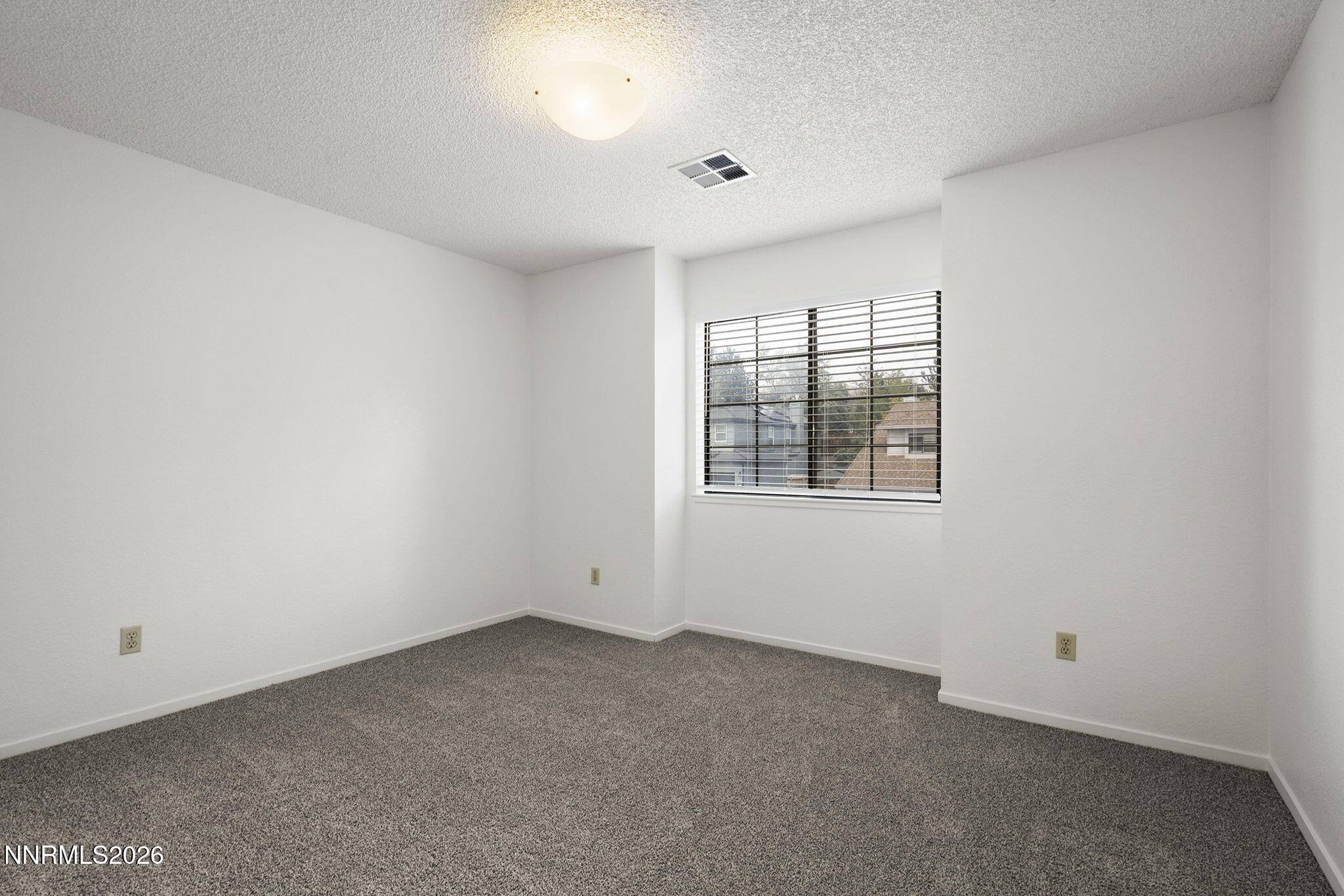 5560 East Rainbow Ridge Court Reno, NV 89523 - Photo 27 of 40 28-web-or-mls-_DSC0074