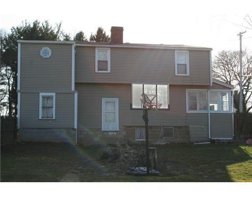 2092 Mill Bridge Road New Castle, PA 16101 - Photo 2 of 17 Exterior Back.
