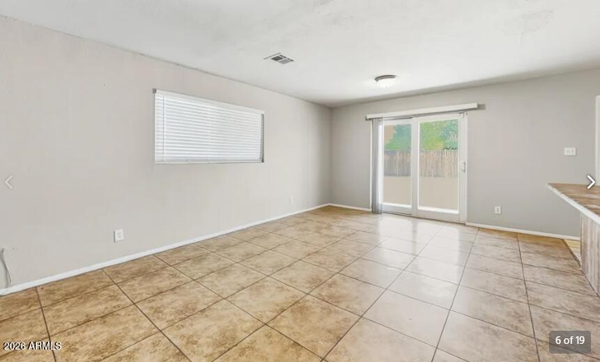 3520 West Lawrence Road Phoenix, AZ 85019 - Photo 4 of 17
