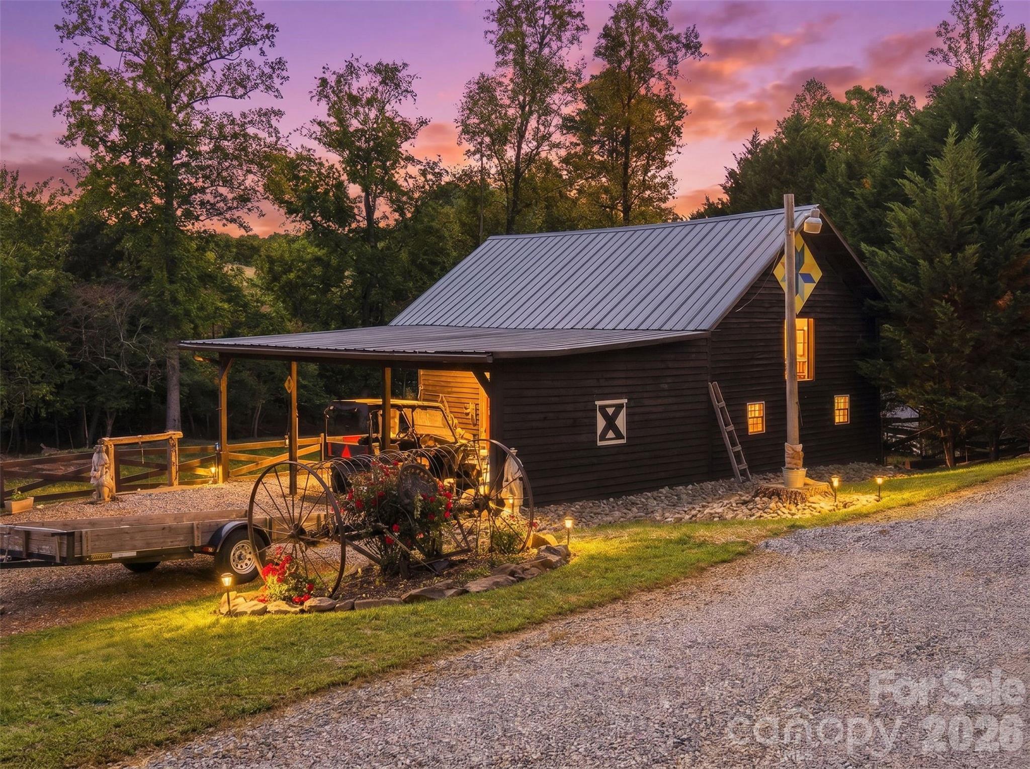 176-174 Oak Hollow Road Union Grove, NC 28689 - Photo 5 of 48 a view of a house with backyard