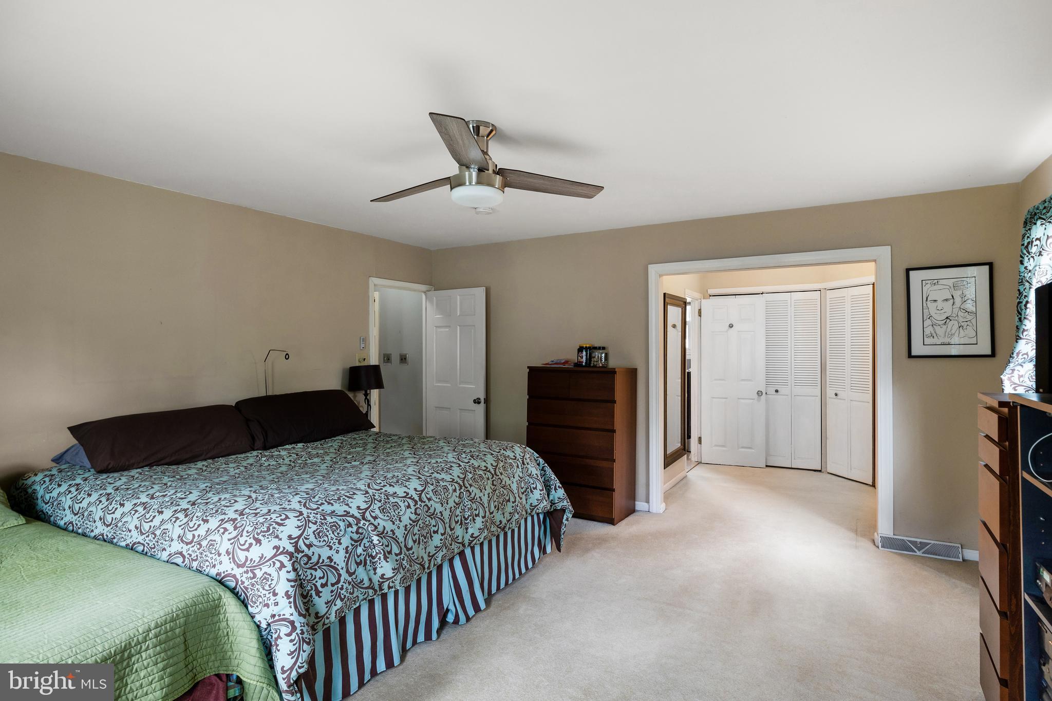 1013 Salem Road Cherry Hill, NJ 08034 - Photo 19 of 34 Gallery Image 19
