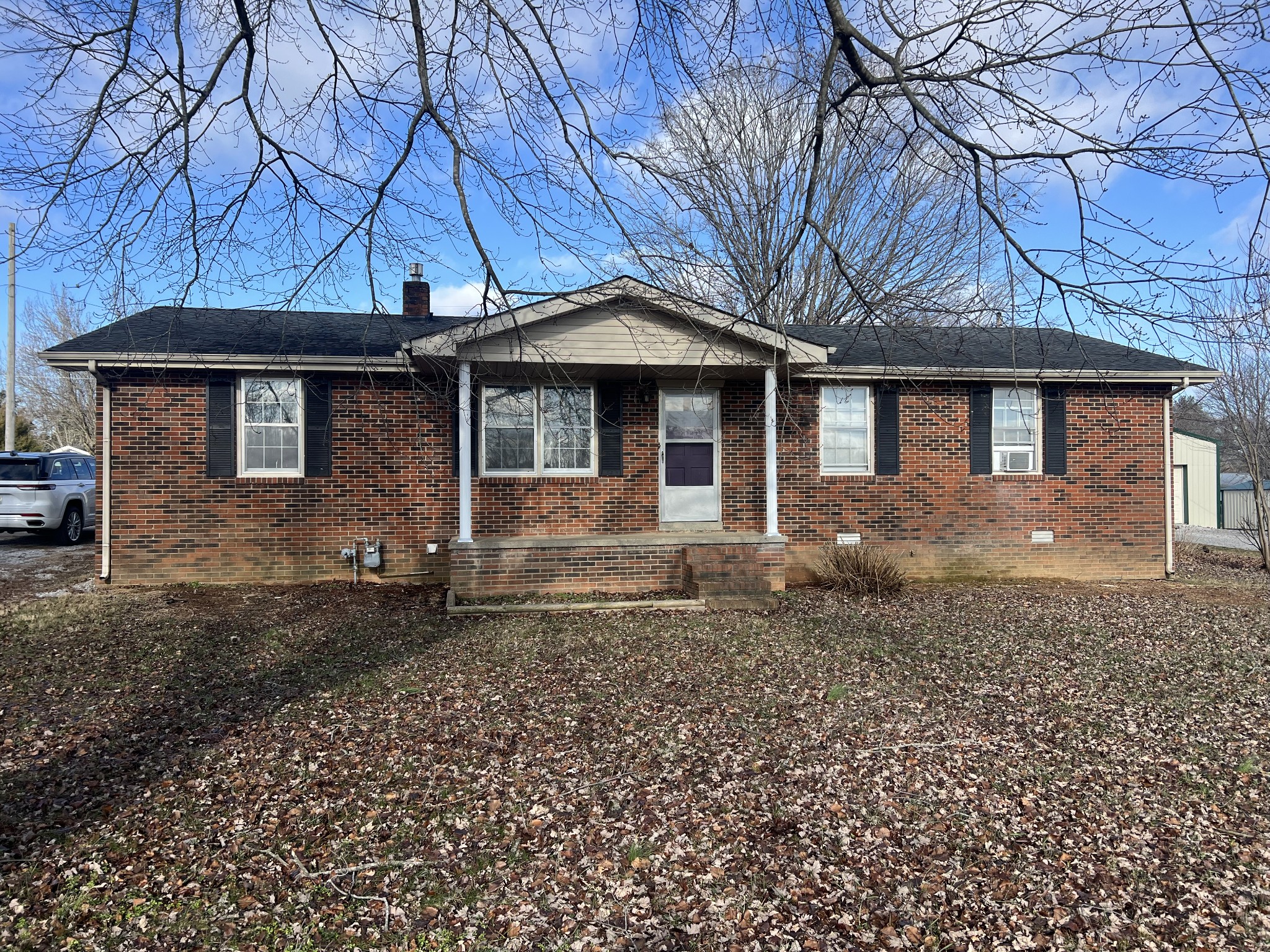 613 Coolidge Road Lafayette, TN 37083 - Photo 2 of 13 Gallery Image 2