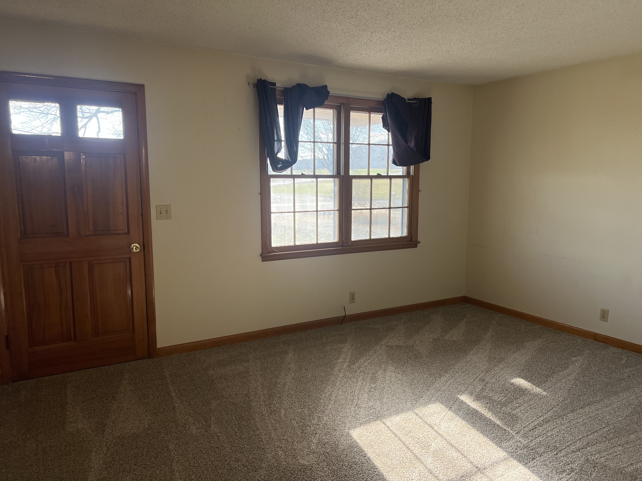 613 Coolidge Road Lafayette, TN 37083 - Photo 3 of 13 Gallery Image 3