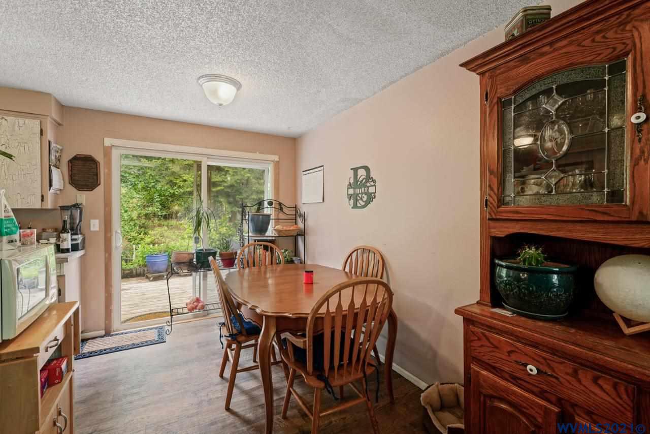 7370 Bates Road South Salem, OR 97306 - Photo 11 of 26