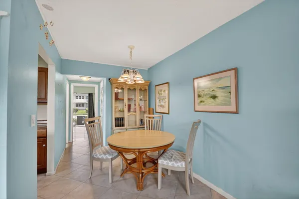 $140,000 | 370 Horizon Street East, Boynton Beach, FL 33435