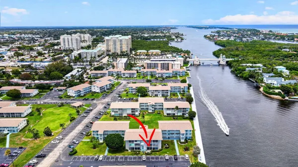 $140,000 | 370 Horizon Street East, Boynton Beach, FL 33435