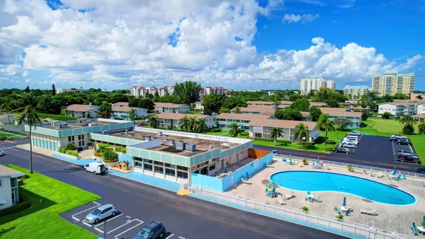 $140,000 | 370 Horizon Street East, Boynton Beach, FL 33435