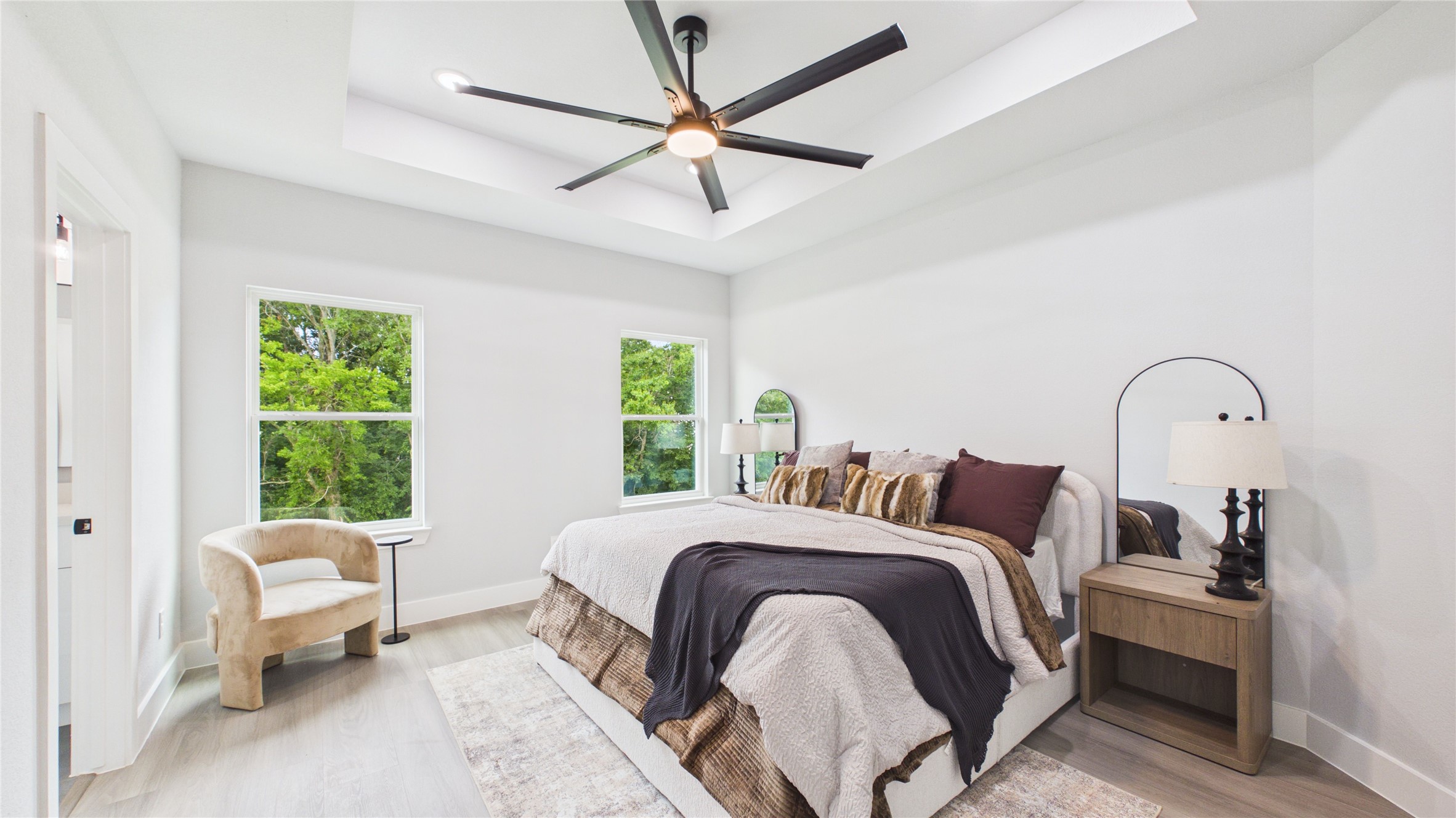 3748 Corder Street Houston, TX 77021 - Photo 15 of 31 Spacious primary suite