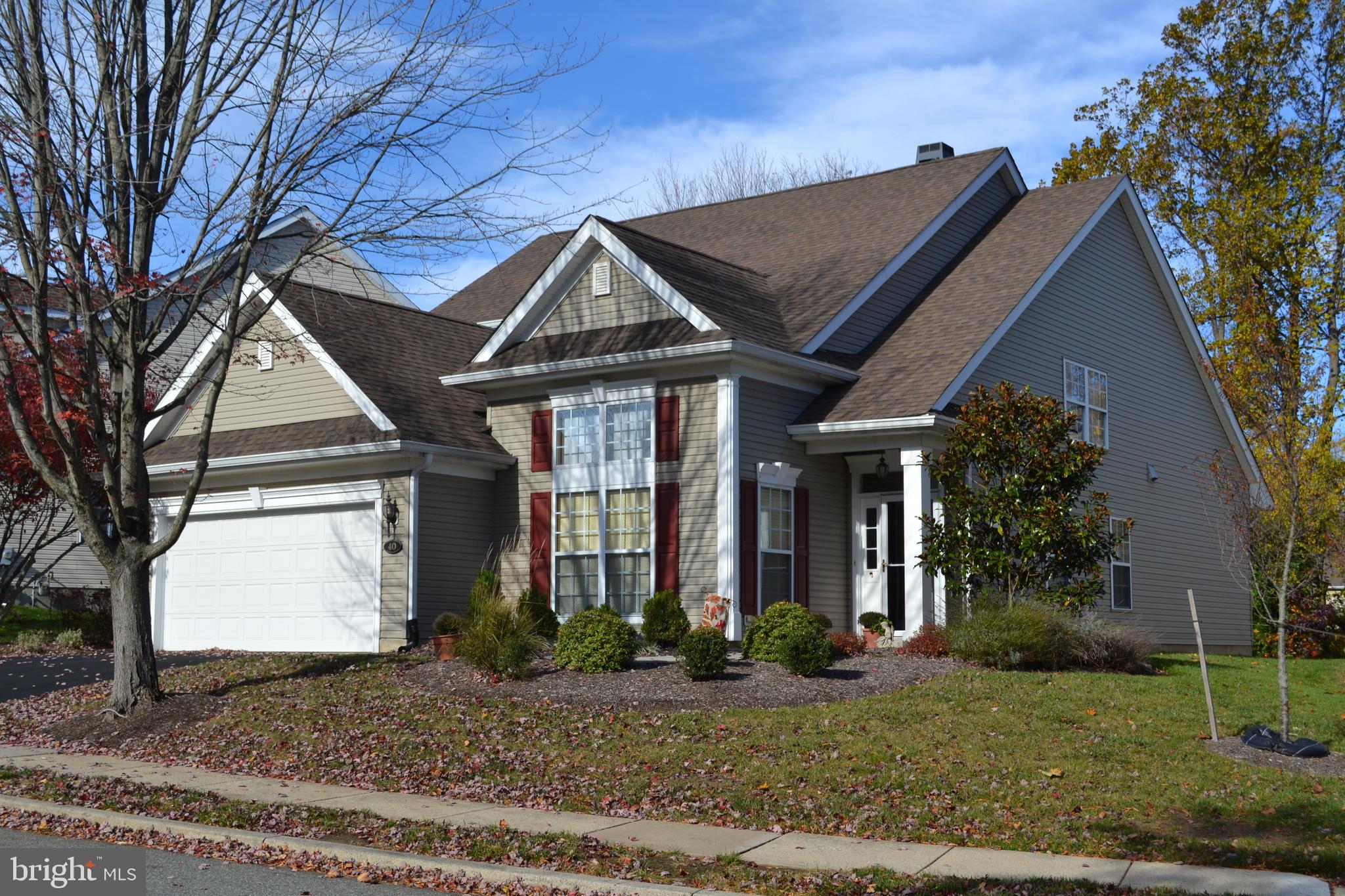 40 Brentwood Road Upper Chichester, PA 19061 - Photo 2 of 95 a front view of a house with garden
