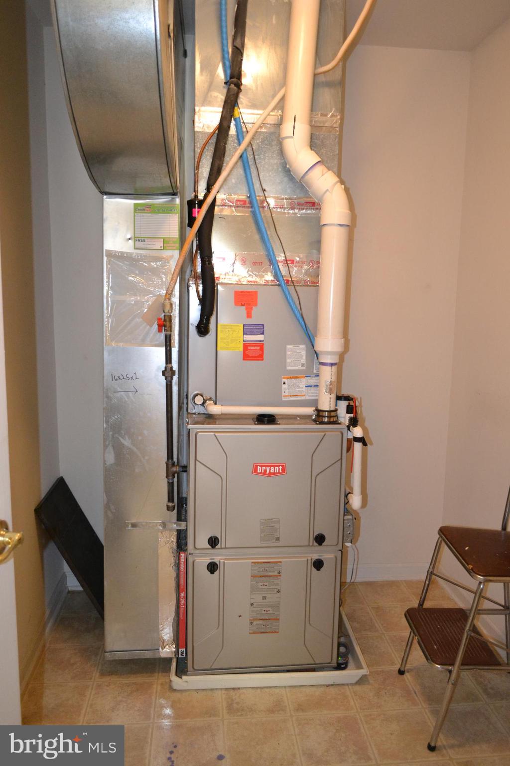 40 Brentwood Road Upper Chichester, PA 19061 - Photo 60 of 95