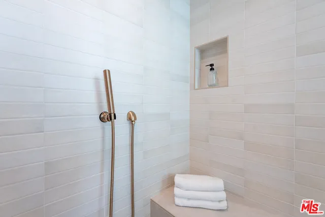 $1,399,000 | 13234 Fiji Way, Unit B, Marina del Rey, CA 90292