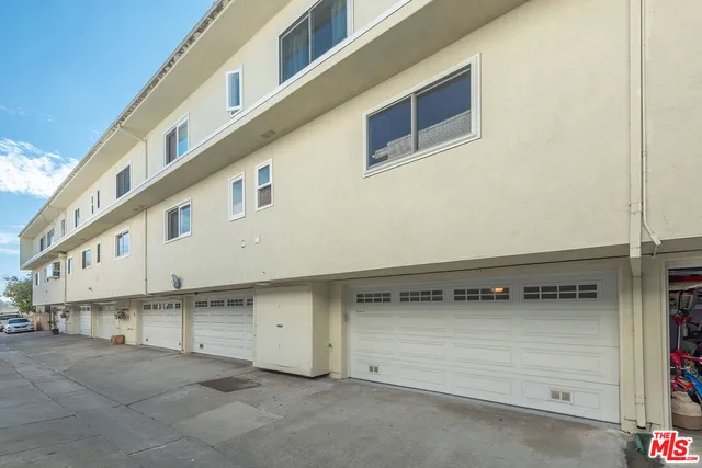 $1,399,000 | 13234 Fiji Way, Unit B, Marina del Rey, CA 90292