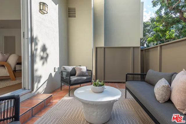 $1,399,000 | 13234 Fiji Way, Unit B, Marina del Rey, CA 90292