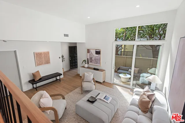 $1,399,000 | 13234 Fiji Way, Unit B, Marina del Rey, CA 90292