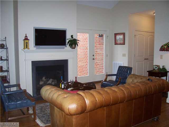 1715 Chickadee High Point High Point, NC 27262 - Photo 4 of 16 Den/Family/Great Room.