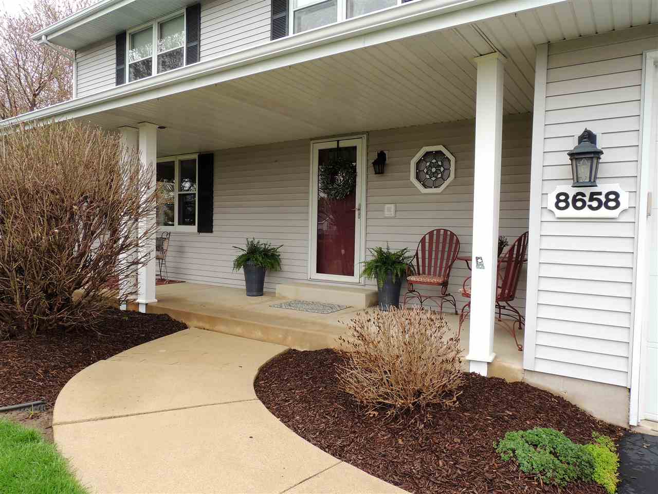 8658 Aberdeen Road Caledonia, IL 61011 - Photo 3 of 25 Gallery Image 3