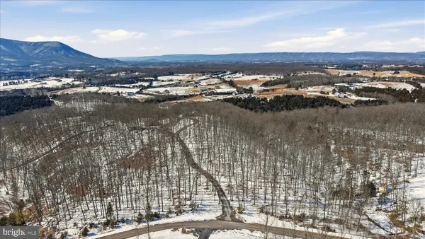 $2,000,000 | 690 Comforter Lane, Middletown, VA 22645