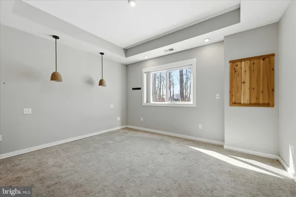 $2,000,000 | 690 Comforter Lane, Middletown, VA 22645