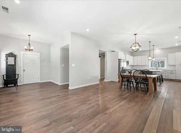 $2,000,000 | 690 Comforter Lane, Middletown, VA 22645