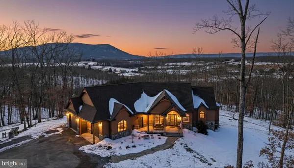 $2,000,000 | 690 Comforter Lane, Middletown, VA 22645