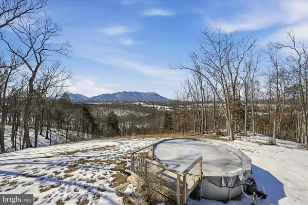 $2,000,000 | 690 Comforter Lane, Middletown, VA 22645