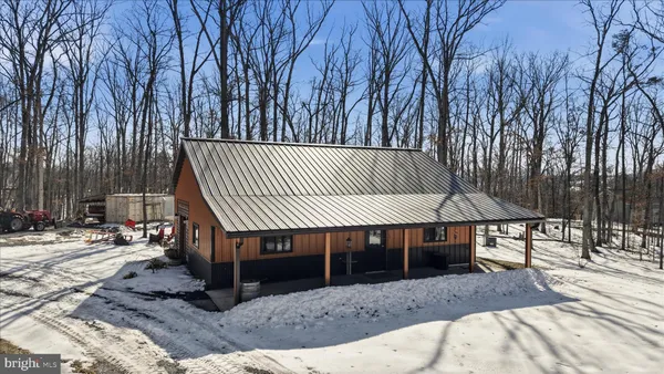 $2,000,000 | 690 Comforter Lane, Middletown, VA 22645