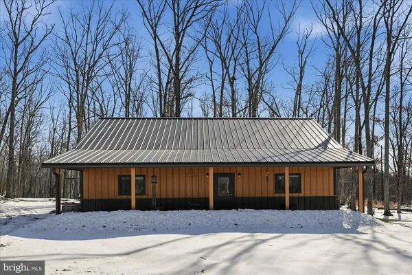 $2,000,000 | 690 Comforter Lane, Middletown, VA 22645