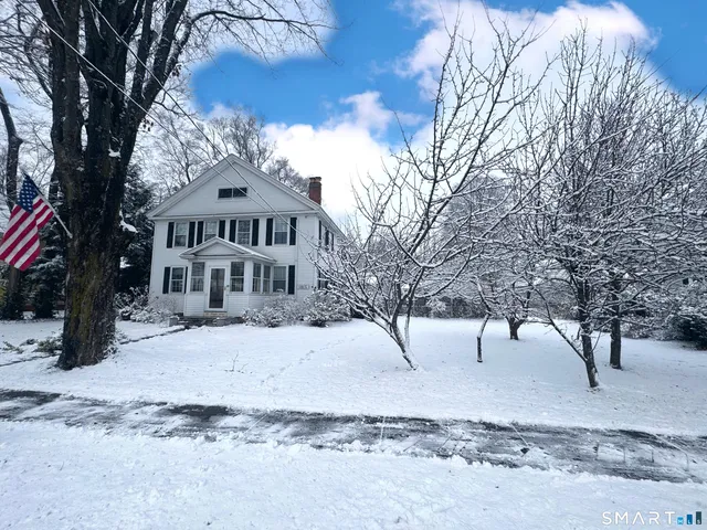 $490,000 | 89 Maple Street, Ellington, CT 06029