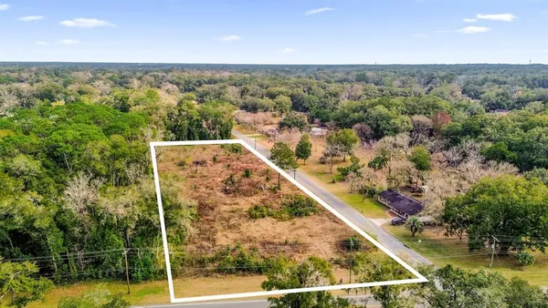 $279,000 | 3653 Northeast Jacksonville Road, Ocala, FL 34479