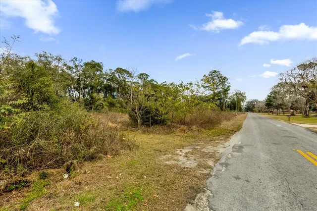 $299,000 | 3653 Northeast Jacksonville Road, Ocala, FL 34479