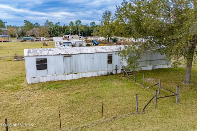 $450,000 | 10427 Southwest 113th Avenue, Brooker, FL 32622