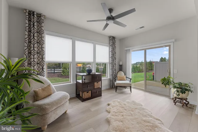 $625,000 | 6411 Tulip Terrace, Haymarket, VA 20169