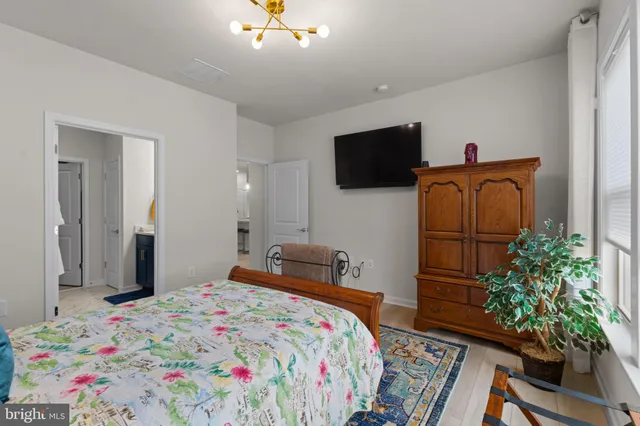 $625,000 | 6411 Tulip Terrace, Haymarket, VA 20169