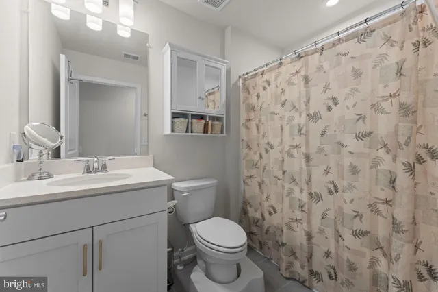 $625,000 | 6411 Tulip Terrace, Haymarket, VA 20169