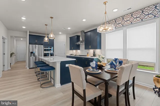 $625,000 | 6411 Tulip Terrace, Haymarket, VA 20169