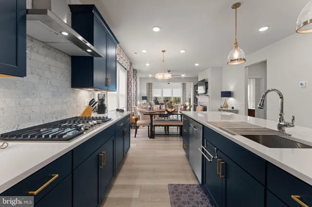 $625,000 | 6411 Tulip Terrace, Haymarket, VA 20169