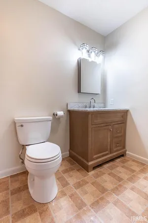 $325,000 | 5390 South Victor Pike, Bloomington, IN 47403