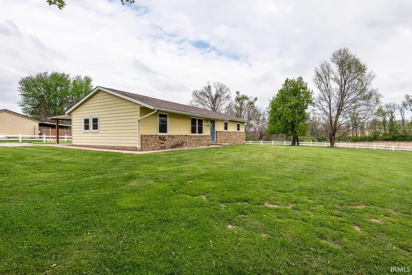 $325,000 | 5390 South Victor Pike, Bloomington, IN 47403