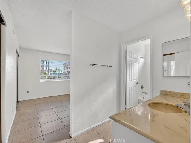 $539,500 | 1419 West 179th Street, Unit 9, Gardena, CA 90248
