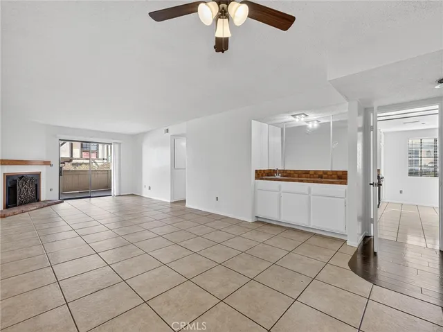 $539,500 | 1419 West 179th Street, Unit 9, Gardena, CA 90248