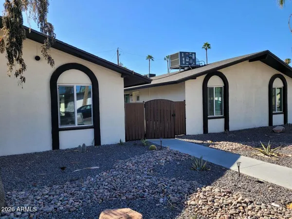 $1,450 | 6713 East Cheery Lynn Road, Unit 2, Scottsdale, AZ 85251