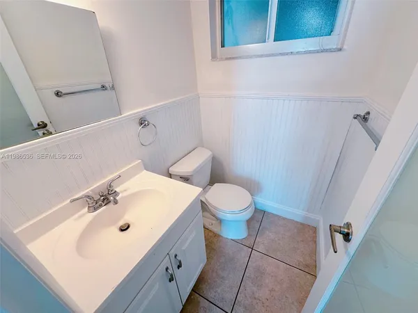 $2,700 | 1345 Lincoln Road, Unit 402, Miami Beach, FL 33139