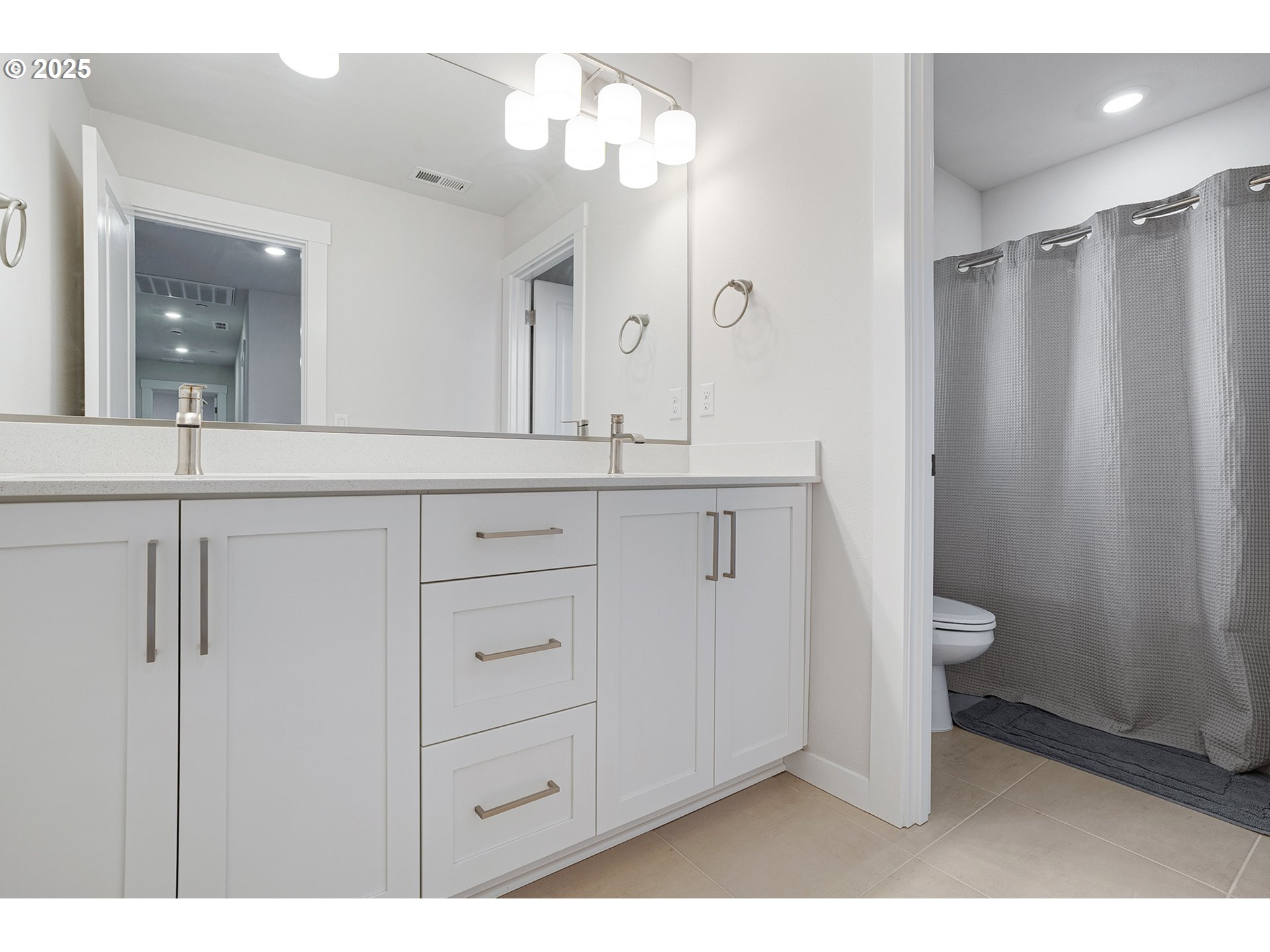 11056 Southwest Verdun Loop Wilsonville, OR 97070 - Photo 29 of 40 Gallery Image 29