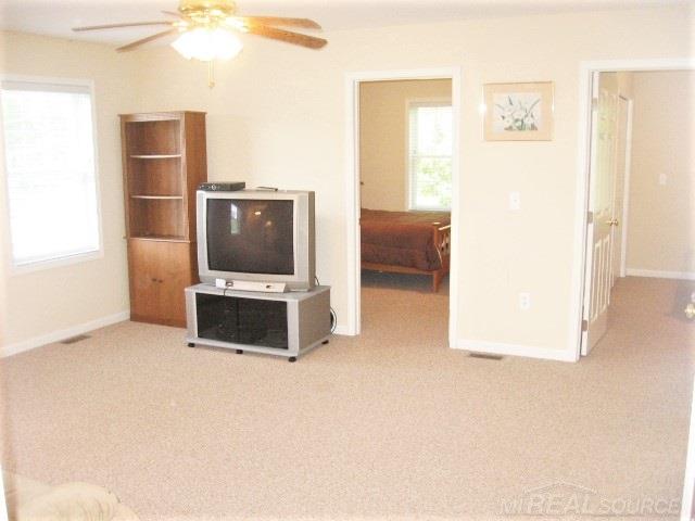 7314 Longfellow Road Lexington, MI 48450 - Photo 19 of 32 Family Room